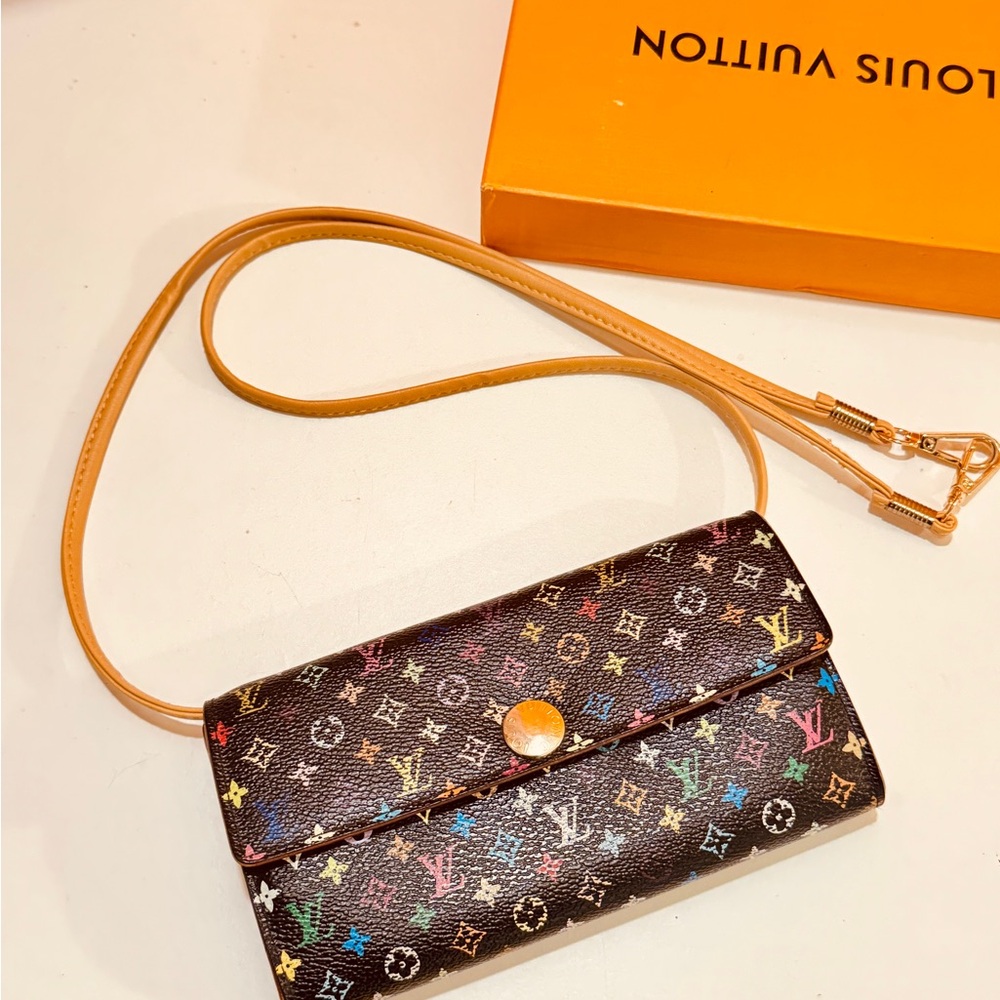 Multicolor Designer Women's Wallet - Picture 13 of 16
